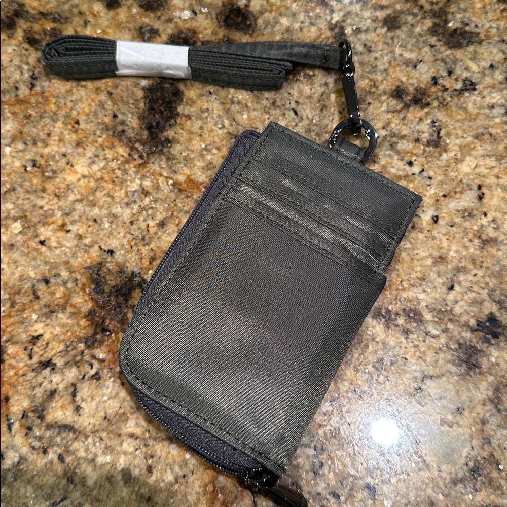 Lug twister lanyard wallet. New